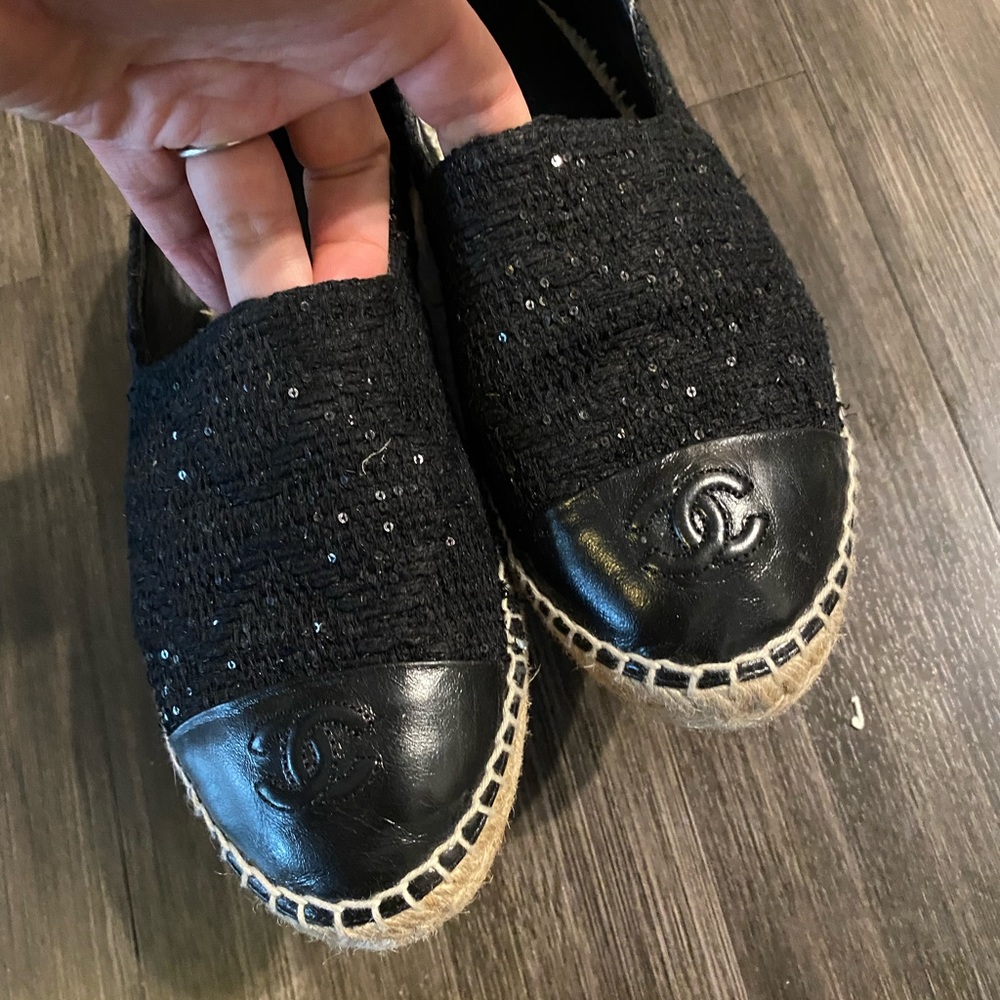CHANEL Tweed Patent Goatskin Sequin CC Espadrilles 39 Black